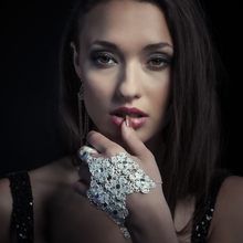 Load image into Gallery viewer, Filigree Hand Harness - Lucy Ashton Jewellery